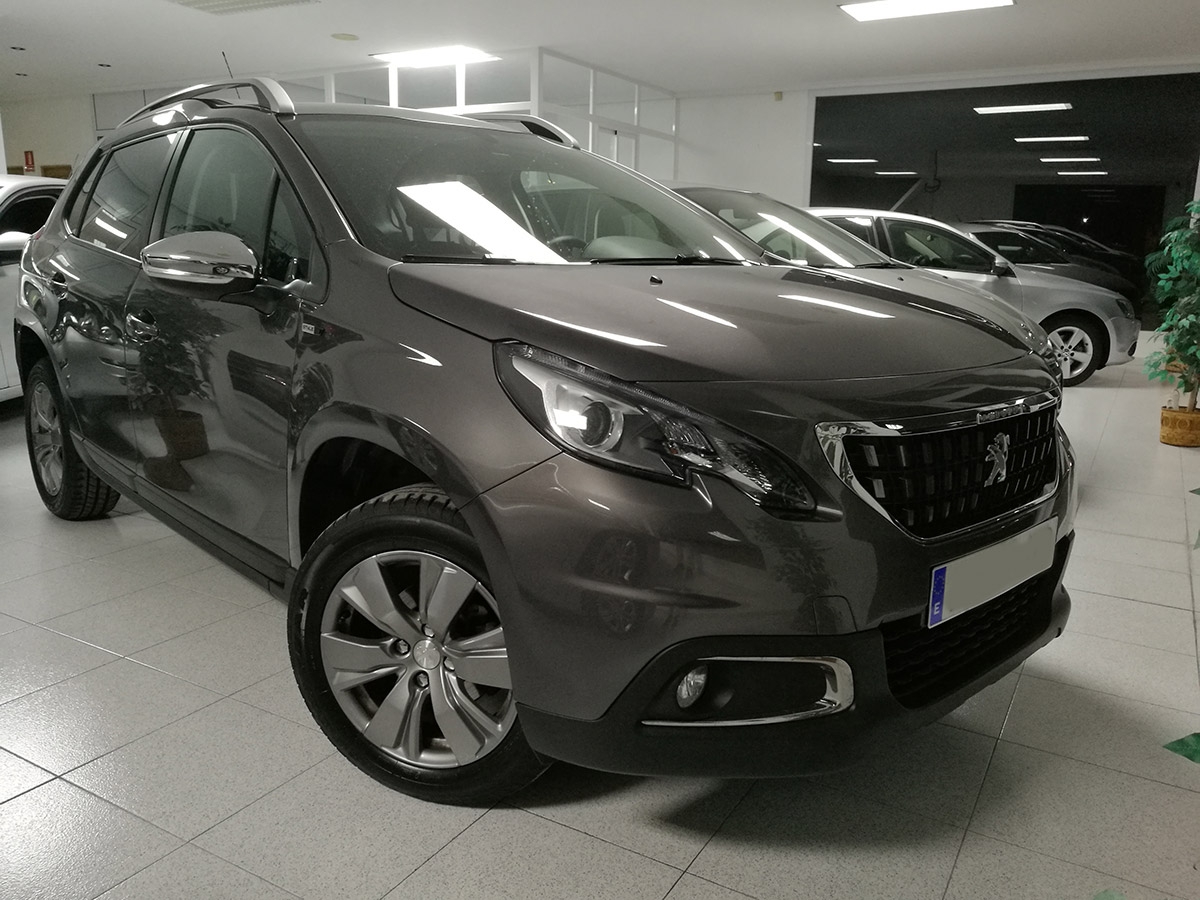 Peugeot 2008 Style 1.2 PureTech  - GRÚAS Y TALLERES SAN ANTÓN PINARAUTO
